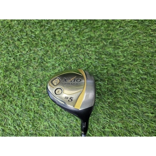 젝시오 프라임 SP900 5번 18도 R강도 중고 우드 M26011122