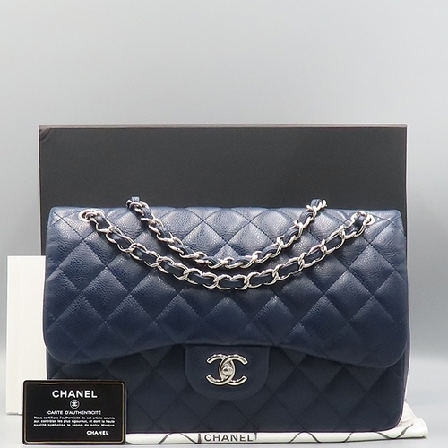 샤넬 고이비토 중고명품 A58600 네이비 캐비어스킨 클래식 점보 라지 사이즈 은장 체인 플랩 숄더백