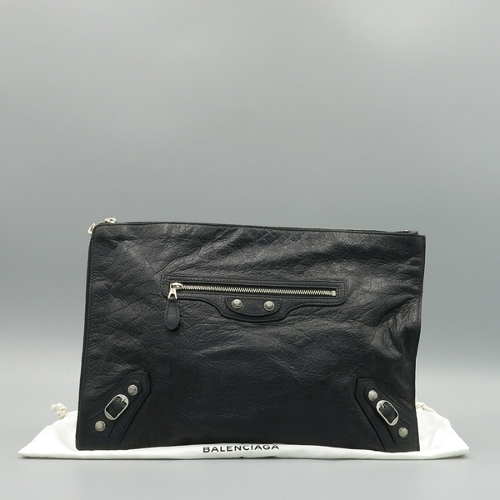 [중고] [발렌시아가]고이비토 중고명품  370994 블랙 레더 자이언트 은장 징 장식 집업 클러치 [명동점]