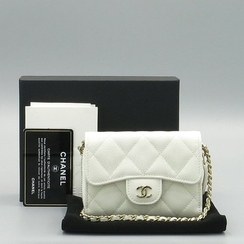 샤넬 고이비토 중고명품  AP2569 화이트 컬러 캐비어 스킨 카드 홀더 집업 월릿 온 체인 [명동점]