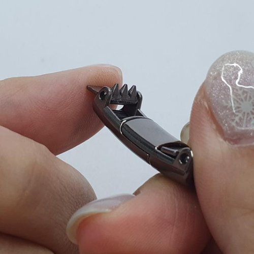 셀러허브 패션 매듭없는 운동화 신발끈 자석클립 블랙 신발끈클립 운동화끈클립 (15320010)