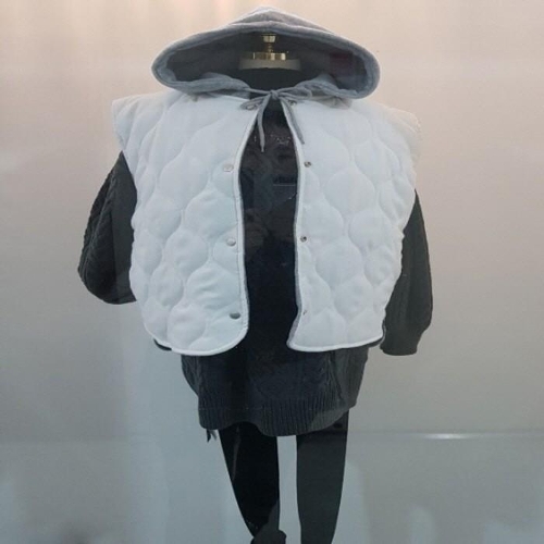 셀러허브 패션 [짱짱맨인걸] 누빔후드조끼