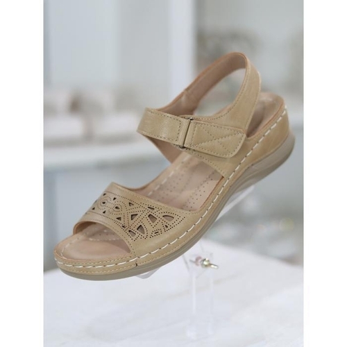 셀러허브 1 바이로쏘 세이브존03 포인트 펀칭 컴포트솔 5cm 스트랩샌들 SP (BLS)23S10312AA3W (10433258)