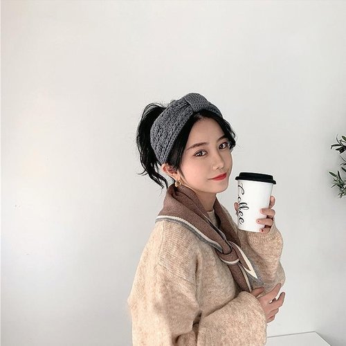 셀러허브 패션 [elris] [HO]꽈배기 니트 헤어밴드 (8137639A)