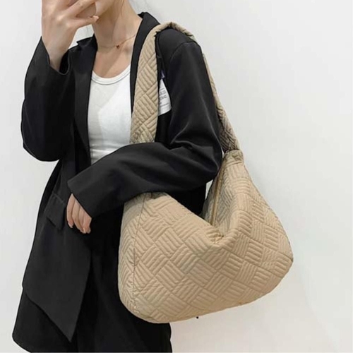 기타 코디하기좋은가방 패딩 숄더백 빗금 무늬 누빔 가방 여성데일리백