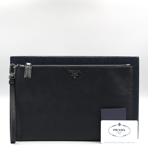 프라다 고이비토 중고명품 Prada(프라다) 2NH05V 블랙 사피아노 빈티지 다크 메탈 로고 미듐 클러치백