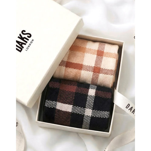 닥스 여성 아이보리 블랙 체크 면혼방 중목 양말 2종 세트 (DLSS5D902MU)